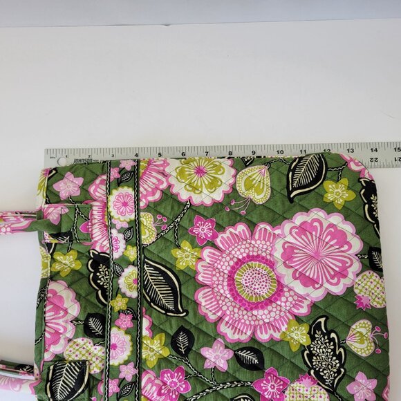 Vera Bradley Quilted Floral Computer Bag With "Olivia Pink" Pattern - Picture 6 of 7